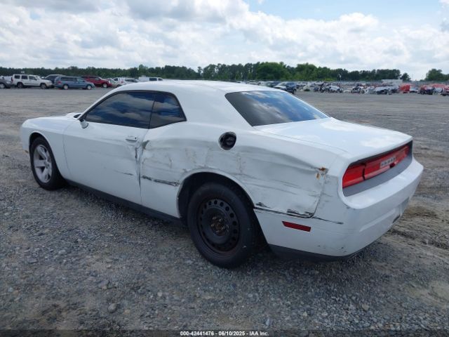 2014 DODGE CHALLENGER 2C3CDYAGXEH224492 Photo 2
