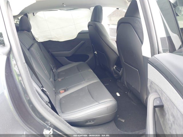 2026 TESLA MODEL Y 7SAYGDEE4TA381514 Photo 7