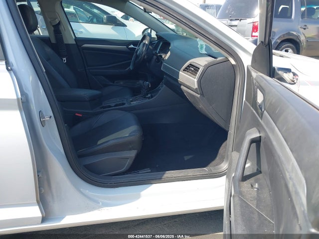 3VWC57BU7KM075394 Volkswagen 1.4 tsi
