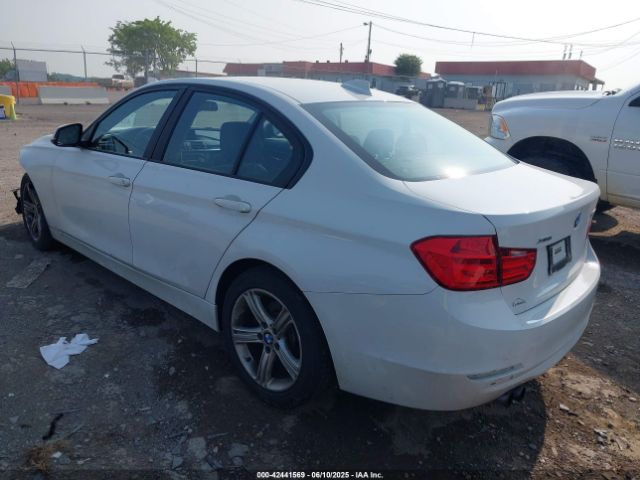 2015 BMW 328I WBA3B5G5XFNS17926 Photo 2