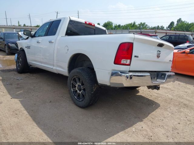 2018 RAM 1500 1C6RR7GT7JS106481 Photo 2