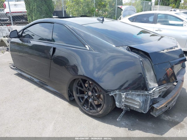 2013 CADILLAC CTS-V 1G6DV1EP1D0171024 Photo 2