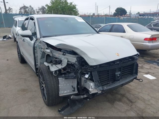 2024 PORSCHE CAYENNE WP1AA2AY0RDA14504 Photo 0