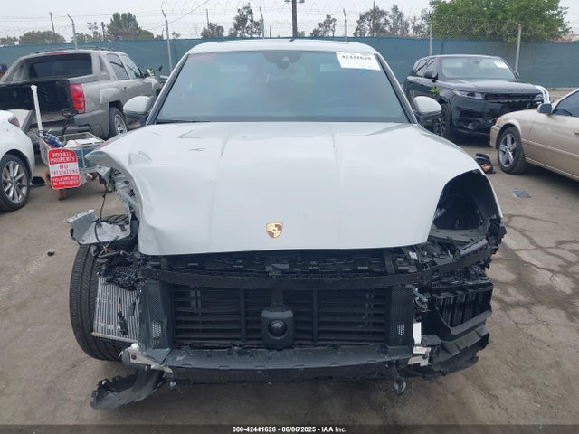 Porsche Cayenne 2024 WP1AA2AY0RDA14504 Image 13