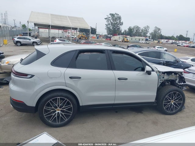 Porsche Cayenne 2024 WP1AA2AY0RDA14504 Image 14