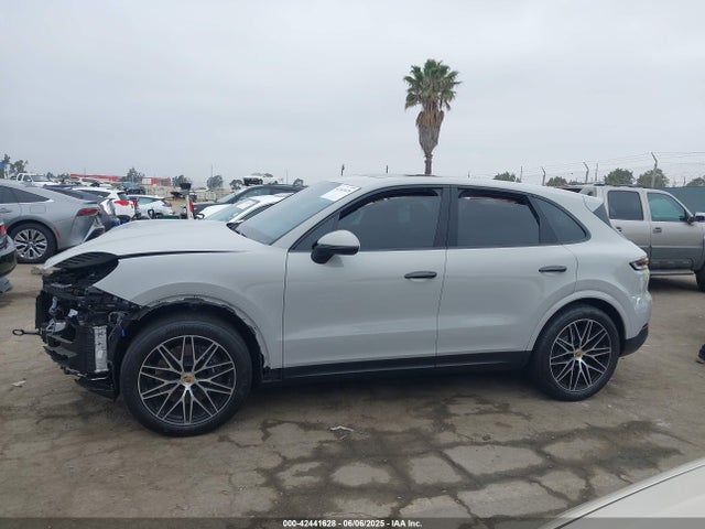 Porsche Cayenne 2024 WP1AA2AY0RDA14504 Image 15