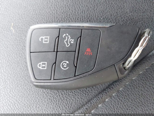 3GCUDEE8XRG188097 Chevrolet lz0