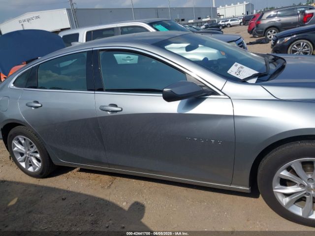 1G1ZD5ST3RF135024 Chevrolet Malibu Fwd 1lt