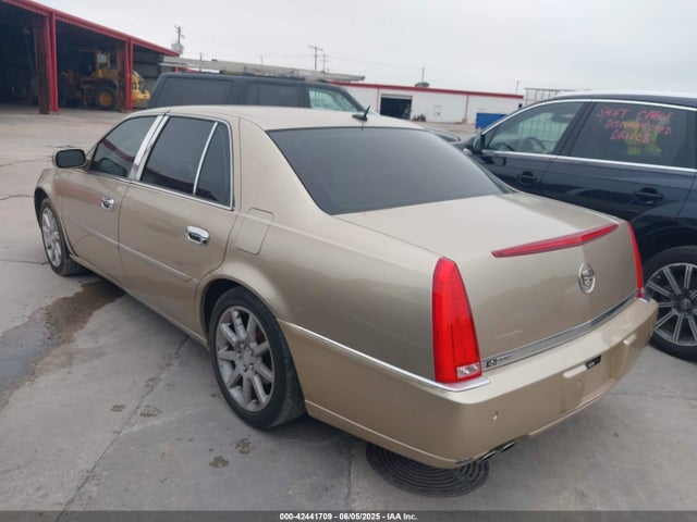 2006 CADILLAC DTS 1G6KD57996U166441 Photo 2