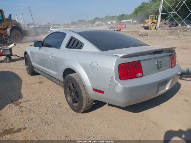 2007 FORD MUSTANG 1ZVFT80N275312486 Photo 2
