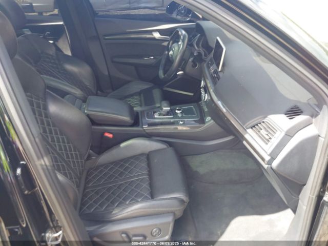 2018 AUDI SQ5 WA1A4AFY4J2007769 Photo 4
