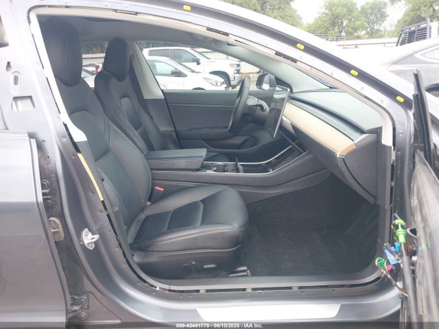2020 TESLA MODEL 3 5YJ3E1EA5LF705081 Photo 4