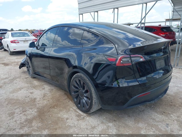 2022 TESLA MODEL Y 7SAYGDEF6NF387698 Photo 2