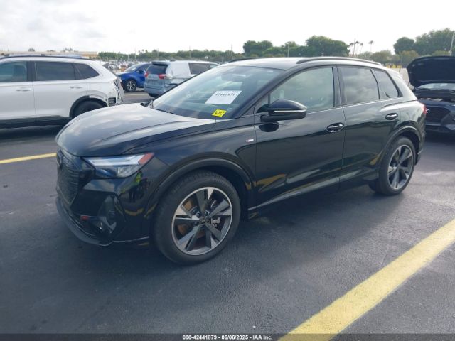 2024 AUDI Q4 E-TRON WA1LUBFZ1RP066445 Photo 1