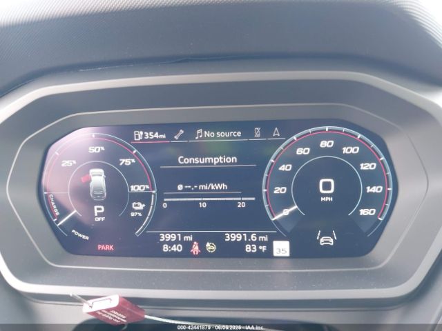 2024 AUDI Q4 E-TRON WA1LUBFZ1RP066445 Photo 6