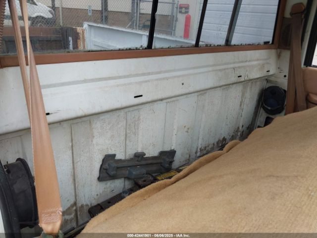 1989 GMC SIERRA 1GTDC14Z1KE532726 Photo 7