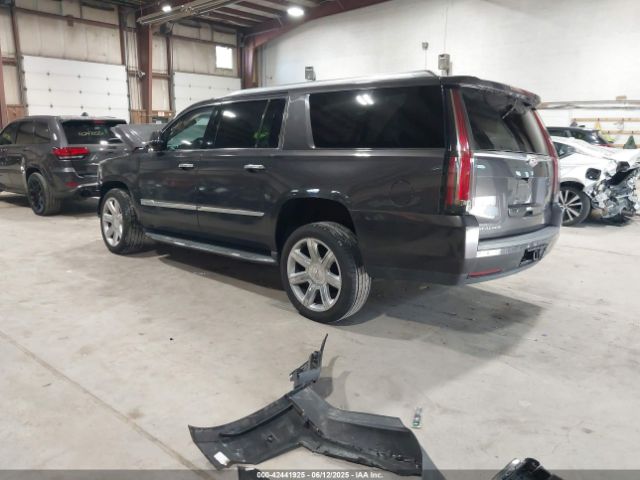 2017 CADILLAC ESCALADE ESV 1GYS4HKJ5HR163357 Photo 2