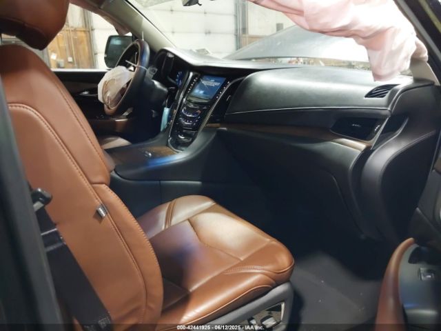 2017 CADILLAC ESCALADE ESV 1GYS4HKJ5HR163357 Photo 4