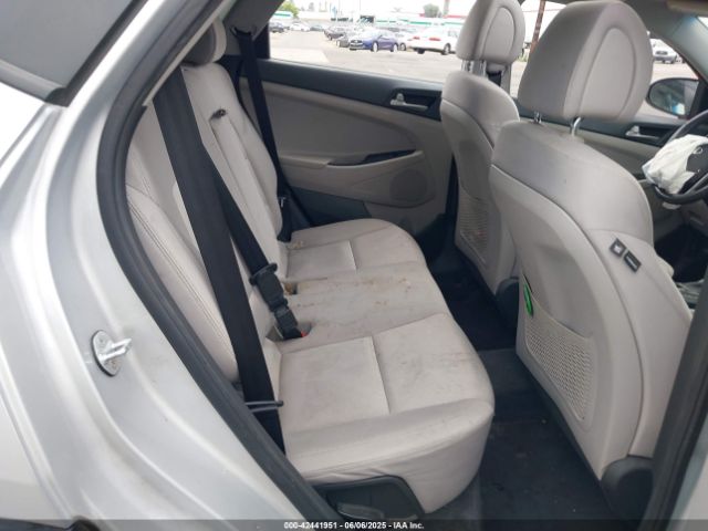 2018 HYUNDAI TUCSON KM8J33A26JU743491 Photo 7