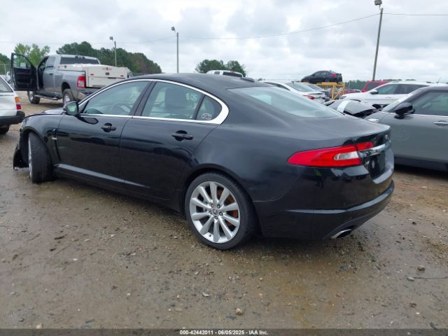 2011 JAGUAR XF SAJWA0GB4BLR84318 Photo 2