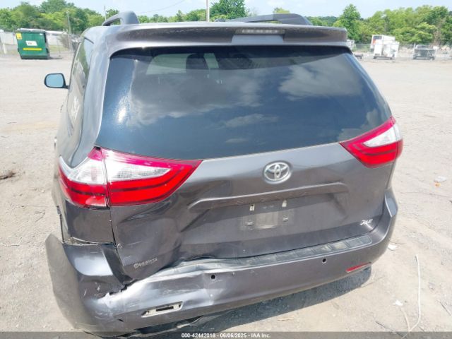 2017 TOYOTA SIENNA 5TDYZ3DC1HS767802 Photo 5