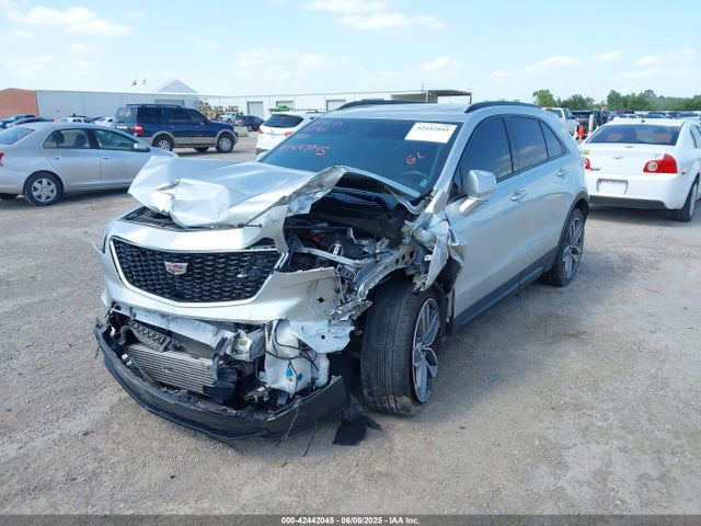 2019 CADILLAC XT4 1GYFZER44KF164901 Photo 1