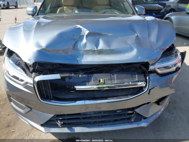 2018 VOLVO XC60 LYV102RK3JB106290 Photo 5