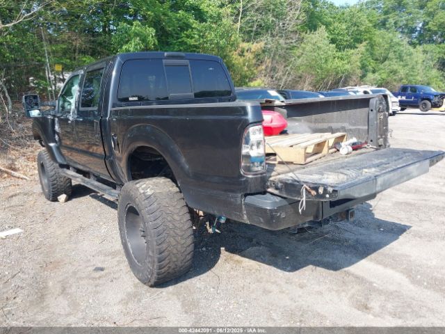 2011 FORD F-350 1FT8W3BT9BEB64444 Photo 2