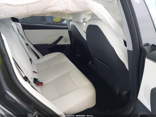 2025 TESLA MODEL 3 5YJ3E1EAXSF905176 Photo 7