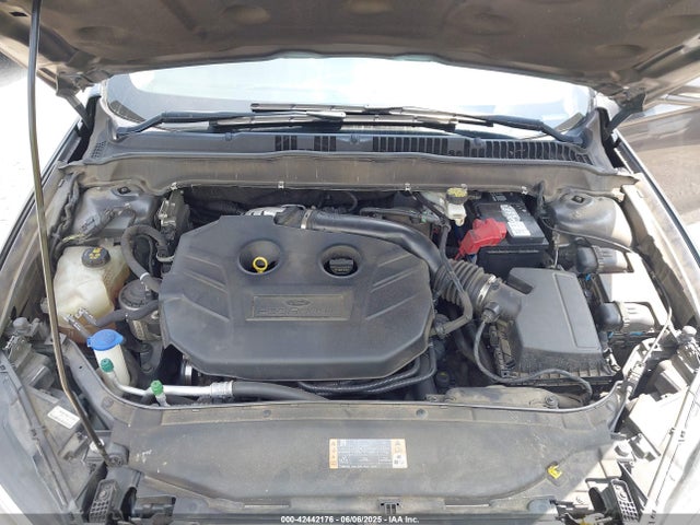 3FA6P0T9XHR339091 Ford FUSION SE