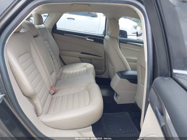 3FA6P0T9XHR339091 Ford FUSION SE