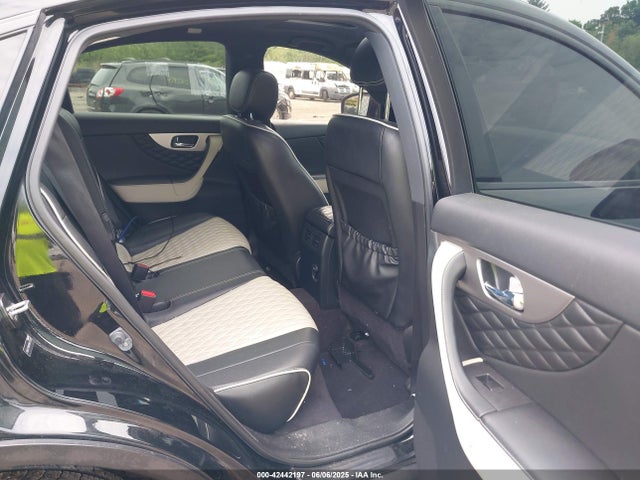 JN8CS1MW3HM412207 Infiniti QX70