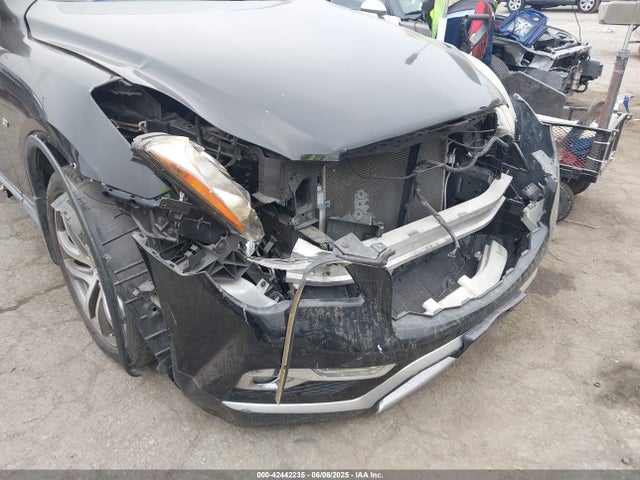 JN1BJ0RR0HM405323 Infiniti 2017