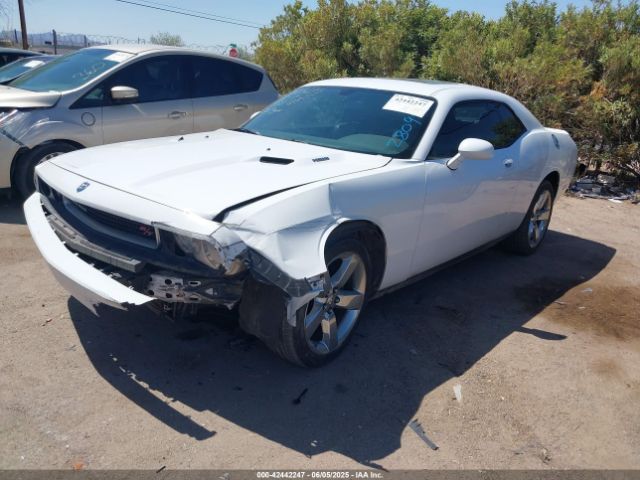 2010 DODGE CHALLENGER 2B3CJ5DTXAH280942 Photo 1