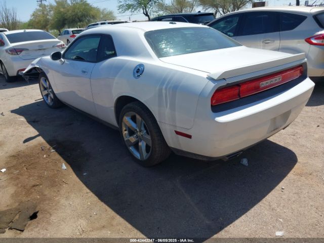 2010 DODGE CHALLENGER 2B3CJ5DTXAH280942 Photo 2