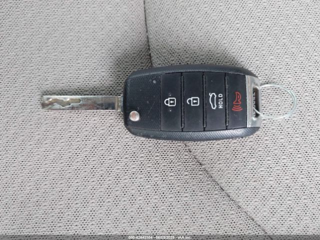 5XXGT4L34HG156684 KIA Optima Lx