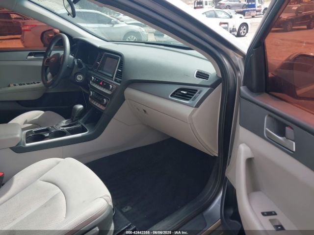 5NPE24AF9JH622482 Hyundai SONATA SE