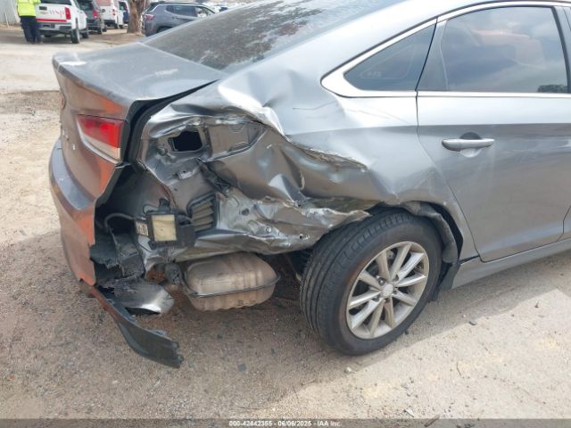 5NPE24AF9JH622482 Hyundai SONATA SE