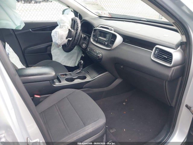5XYPG4A39HG245573 KIA 2017