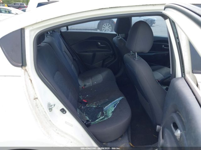 KNADM4A35F6442989 KIA RIO LX