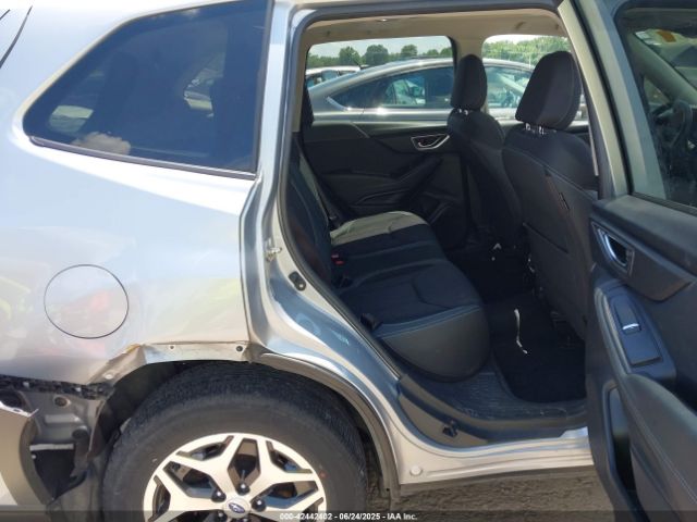 2019 SUBARU FORESTER JF2SKAECXKH534219 Photo 7