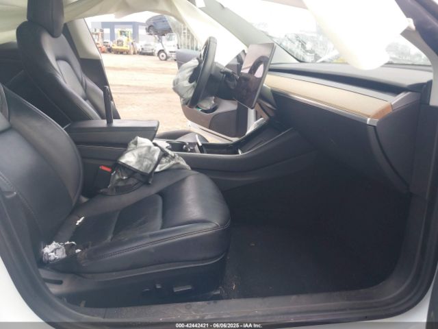 2020 TESLA MODEL 3 5YJ3E1EA7LF736977 Photo 4
