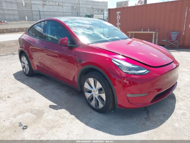 2024 TESLA MODEL Y 7SAYGDEE2RA281209
