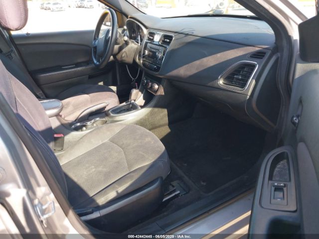 2014 CHRYSLER 200 1C3CCBAB3EN230274 Photo 4