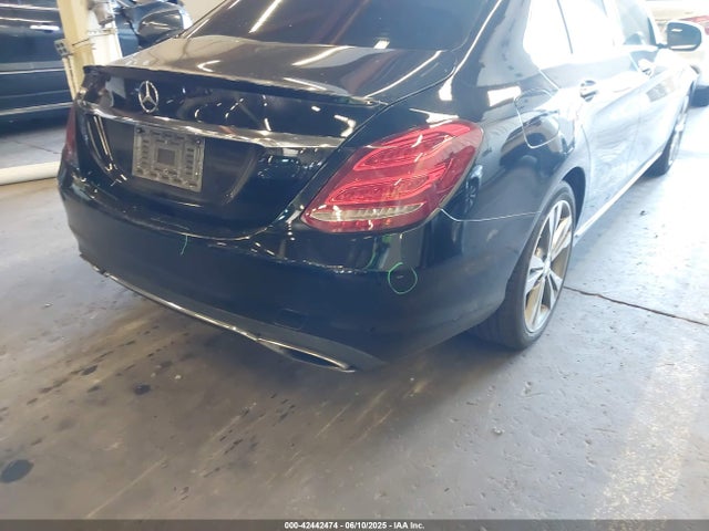Mercedes-Benz C-Class 2015 55SWF4JB1FU057087 Image 18