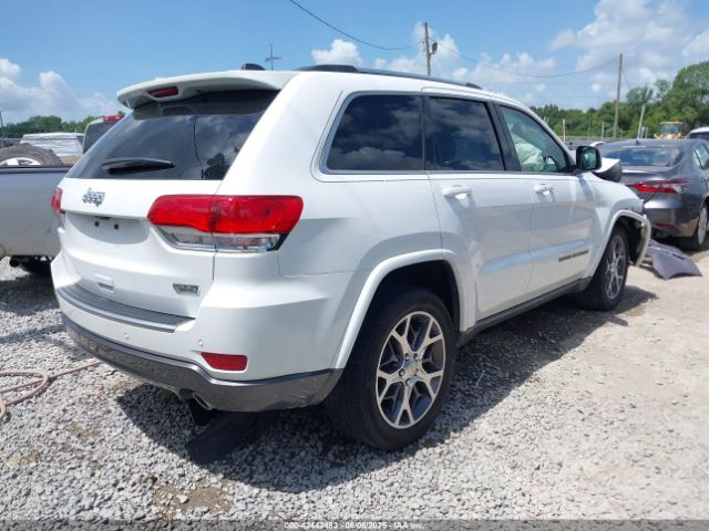 2018 JEEP GRAND CHEROKEE 1C4RJEBG8JC339908 Photo 3