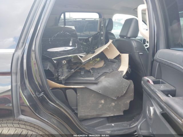 1FMJU1HT1NEA48772 Ford Expedition Xlt