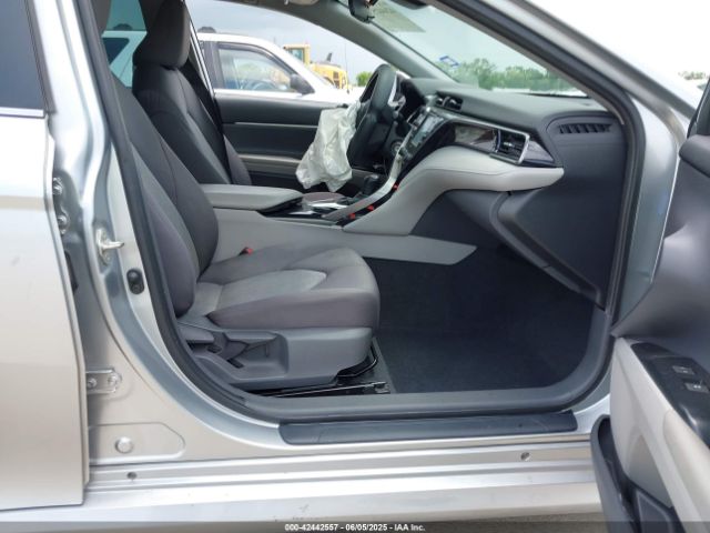 2020 TOYOTA CAMRY 4T1C11AK8LU937297 Photo 4