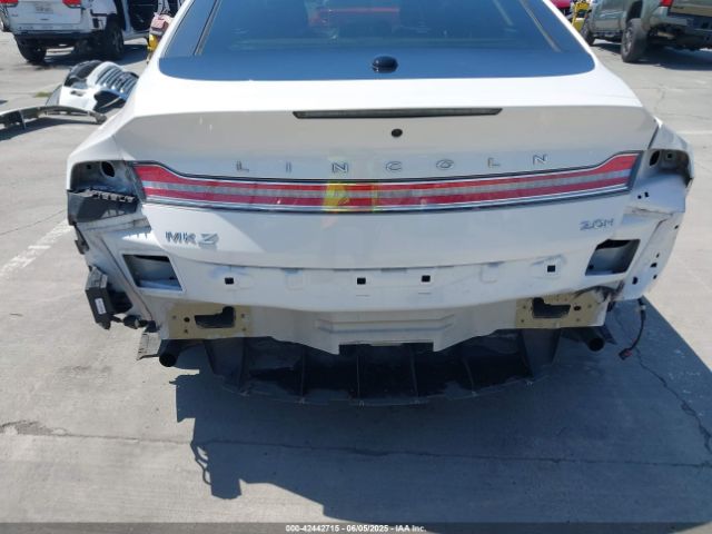 3LN6L2LU6FR614177 Lincoln 2015