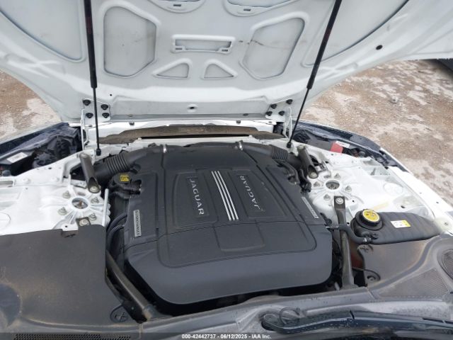 2015 JAGUAR F-TYPE SAJWA6AT7F8K21559 Photo 9